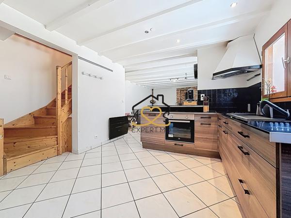 Billom (63160) Ensemble immobilier à Billom