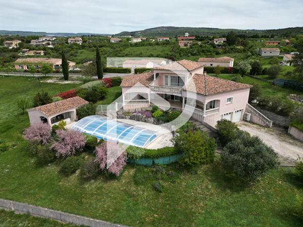 Maison 23 pièces 575 m2