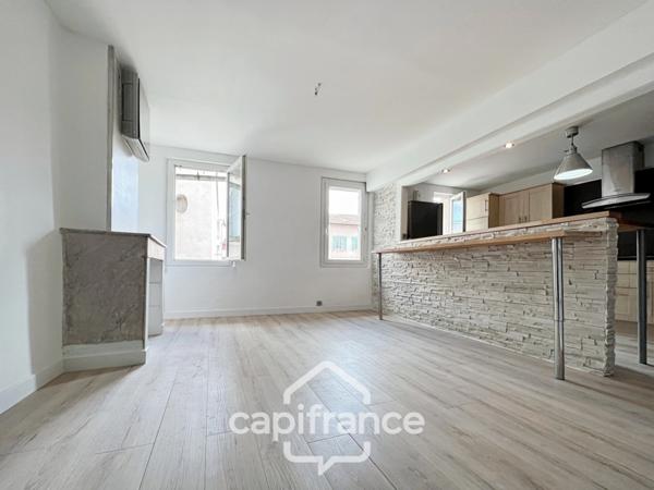 Dpt Var (83), à vendre LA SEYNE SUR MER appartement T3 de 62,85m² de surface totale Rénové.