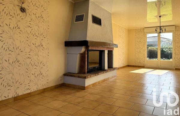 Maison traditionnelle 5 pièces de 119 m² à Octeville-sur-Mer (76930)