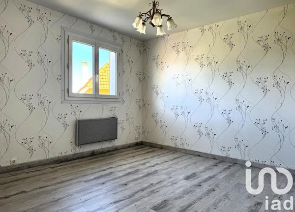 Maison traditionnelle 5 pièces de 119 m² à Octeville-sur-Mer (76930)