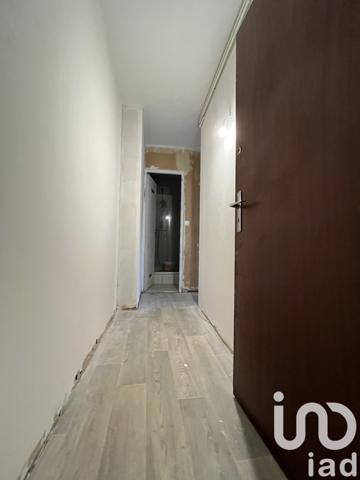 Appartement 2 pièces de 38 m² à Lillebonne (76170)