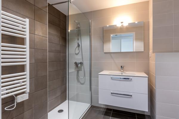 Toulon (83100) TOULON T3 sud 308000€