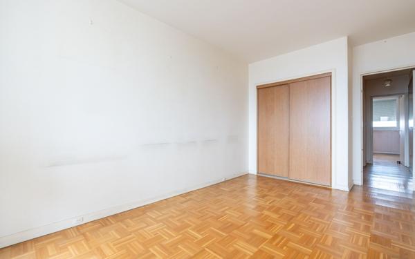 Appartement à vendre    4 pièces • 81,40 m2 Maisons-Alfort