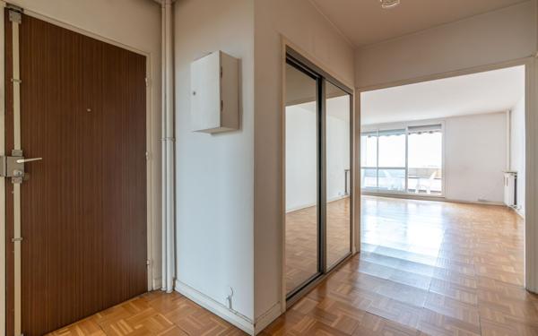 Appartement à vendre    4 pièces • 81,40 m2 Maisons-Alfort