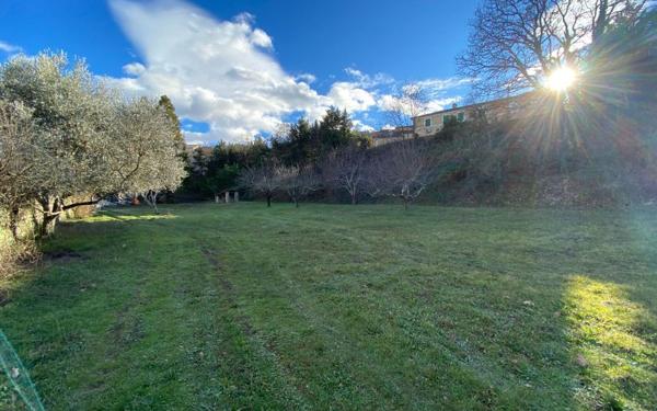 Terrain à vendre
