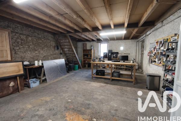 Maison à vendre 7 pièces 252 m² Bon-Encontre