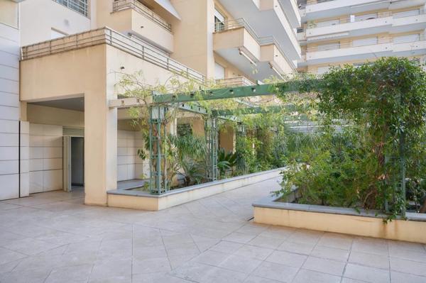 Vente Appartement 2 pièces 45 m2 à Nice