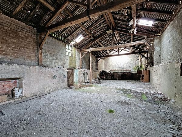 Ensemble immobilier à rénover Gondrecourt-le-château Ensemble immobilier à rénover Gondrecourt-le-château