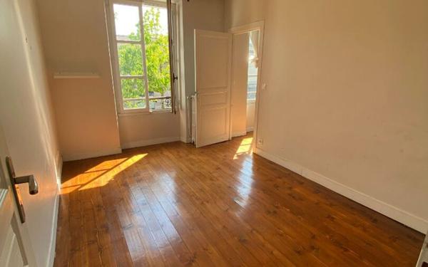 Maison à vendre    7 pièces • 190 m2 Saint-Maur-des-Fossés