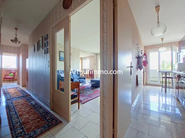 Vente                                                      Appartement
                        
                     4 pièces                      81 m2                     à Boissy-Saint-Léger