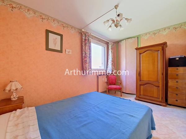 Vente                                                      Appartement
                        
                     4 pièces                      81 m2                     à Boissy-Saint-Léger