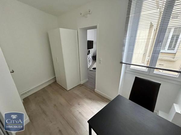Appartement à louer 1 pièce 24.08m²