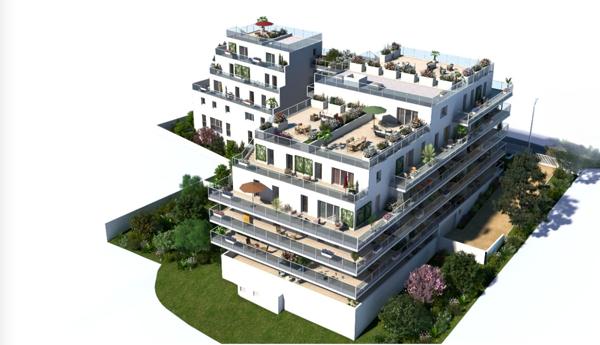 T4 lumineux de 89 m², terrasse de 63 m², avec vue panoramique sur le bassin de Thau