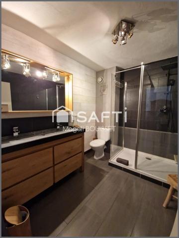 Investisseur qui cherche plus qu'un chiffre d'affaires, Chambres d'hôtes, dont 8 chambres, offrant un bon rendement annuel de 100 000 €.