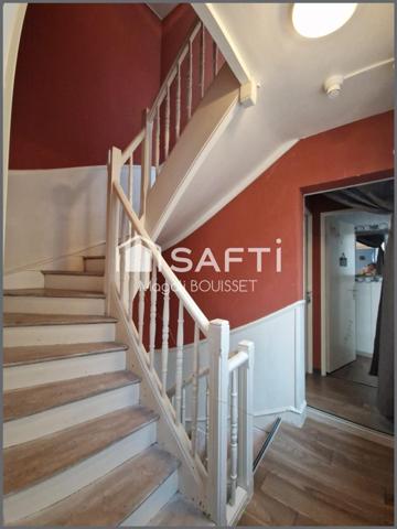 Investisseur qui cherche plus qu'un chiffre d'affaires, Chambres d'hôtes, dont 8 chambres, offrant un bon rendement annuel de 100 000 €.