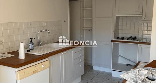 Location Maison 3 pièces 95 m² - Fontainebleau 77300