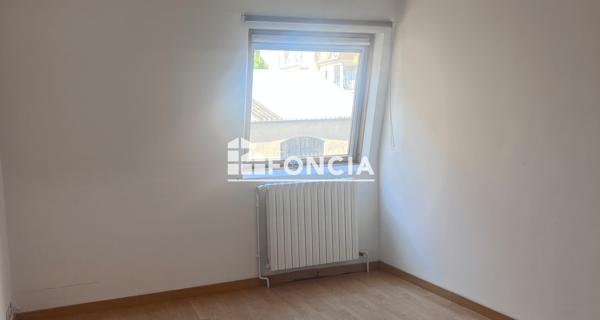 Location Maison 3 pièces 95 m² - Fontainebleau 77300
