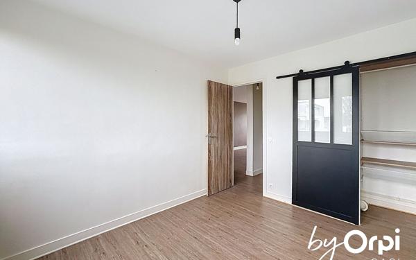 Appartement à vendre    4 pièces • 74,36 m2 Clermont-Ferrand