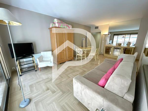 Appartement 1 pièce 47.83 m2