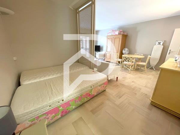 Appartement 1 pièce 47.83 m2