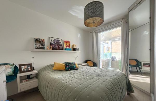 T4 - 88m2 - SEJOUR - CUISINE - 3 CHAMBRES - 2SDB - 2 WC - 1 CAVE - 1 PARKING