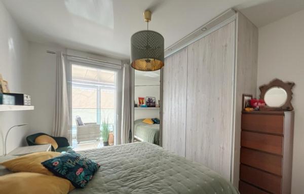 T4 - 88m2 - SEJOUR - CUISINE - 3 CHAMBRES - 2SDB - 2 WC - 1 CAVE - 1 PARKING