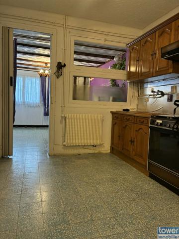 Maison
                                                                                                                                                                                                                                                                                                                        7 pièce(s)                                                                                                                                                                                                          2 chambre(s)                                                                                                                                                                                                          82  m²
