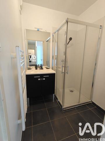 Location appartement 3 pièces 71 m² Rezé