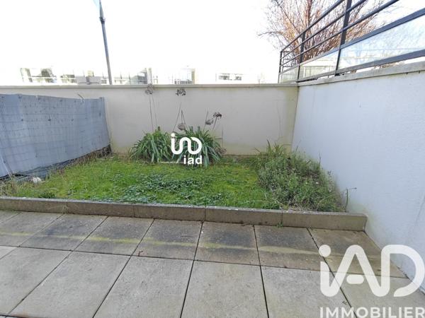 Location appartement 3 pièces 71 m² Rezé
