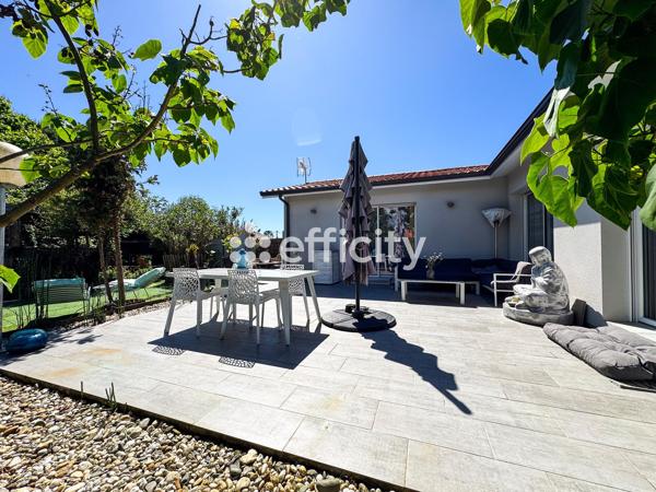 Maison
         4 pièces
        - 113 m²