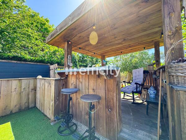 Maison
         4 pièces
        - 113 m²