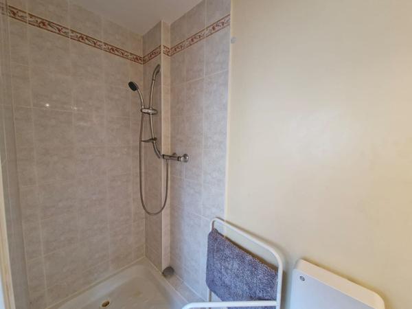 Location appartement près de REIMS - 1 pièce(s) - 12 m² - 395 €/mois