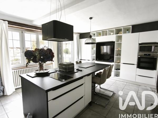 Maison à vendre 7 pièces 219 m² Pré-en-Pail-Saint-Samson