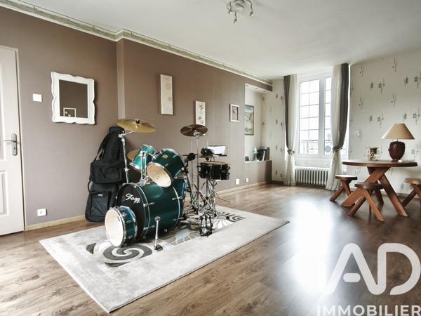 Maison à vendre 7 pièces 219 m² Pré-en-Pail-Saint-Samson