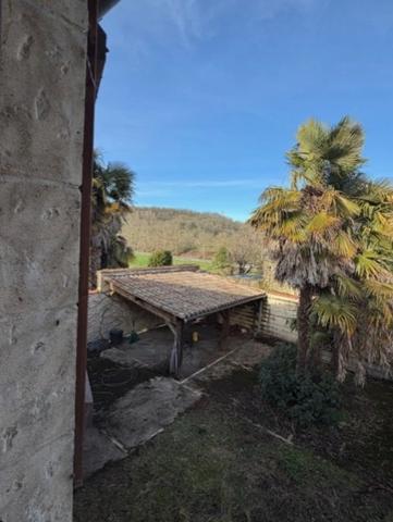 PLAISANCE du GERS proche (32), ELEGANTE MAISON DE VILLAGE de 307m2, en pierres avec JARDIN clos 250m2, SANS TRAVAUX