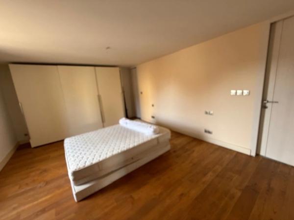 PLAISANCE du GERS proche (32), ELEGANTE MAISON DE VILLAGE de 307m2, en pierres avec JARDIN clos 250m2, SANS TRAVAUX