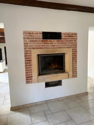 PLAISANCE du GERS proche (32), ELEGANTE MAISON DE VILLAGE de 307m2, en pierres avec JARDIN clos 250m2, SANS TRAVAUX