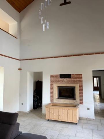 PLAISANCE du GERS proche (32), ELEGANTE MAISON DE VILLAGE de 307m2, en pierres avec JARDIN clos 250m2, SANS TRAVAUX