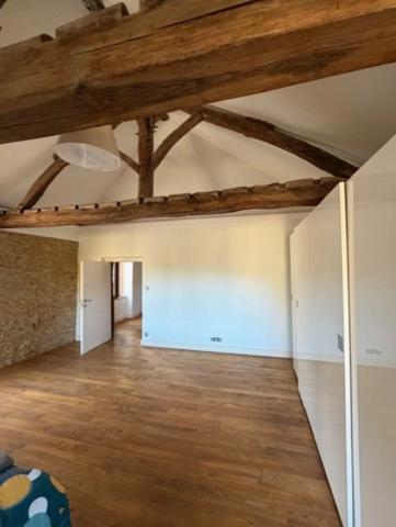 PLAISANCE du GERS proche (32), ELEGANTE MAISON DE VILLAGE de 307m2, en pierres avec JARDIN clos 250m2, SANS TRAVAUX