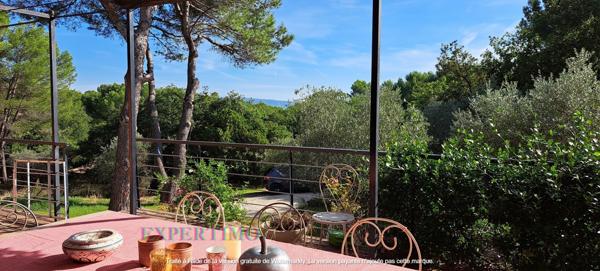 L'Isle-sur-la-Sorgue (84800) Superbe maison sur les hauteurs de l'Isle sur la Sorgue