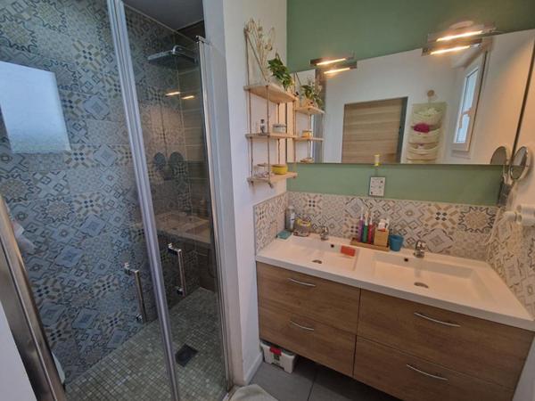 Maison Vion 7 pièce(s) 170 m2