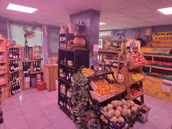 À vendre – Fonds de commerce primeur à NIMES (30)