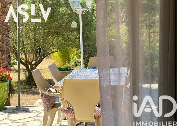 Maison à vendre 7 pièces 173 m² Sanary-sur-Mer