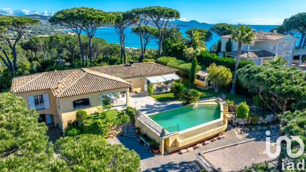 Maison à vendre 7 pièces 230 m² Sainte-Maxime