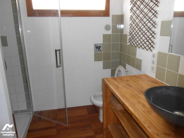 Les pieds dans l'eau