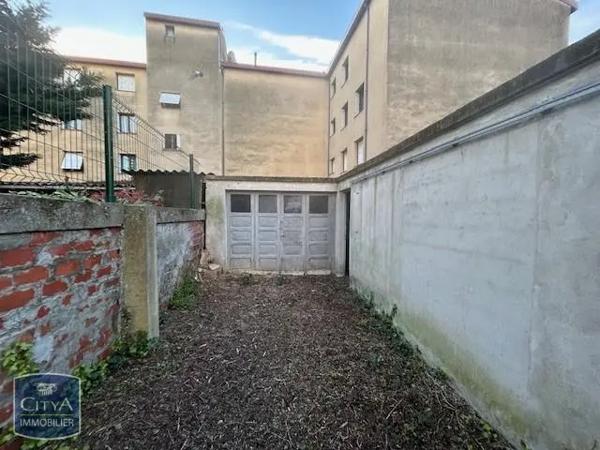 Parking à louer Villeneuve-sur-Lot (47300)