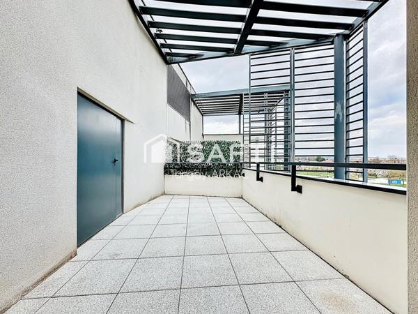 T2 lumineux avec grande terrasse et vue dégagée