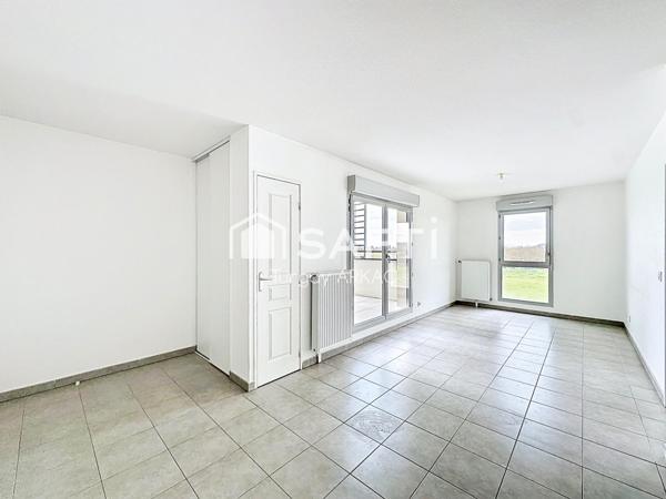 T2 lumineux avec grande terrasse et vue dégagée