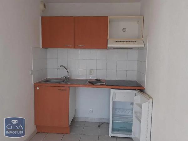 Appartement à louer 2 pièces 40.27m² Générac (30510)